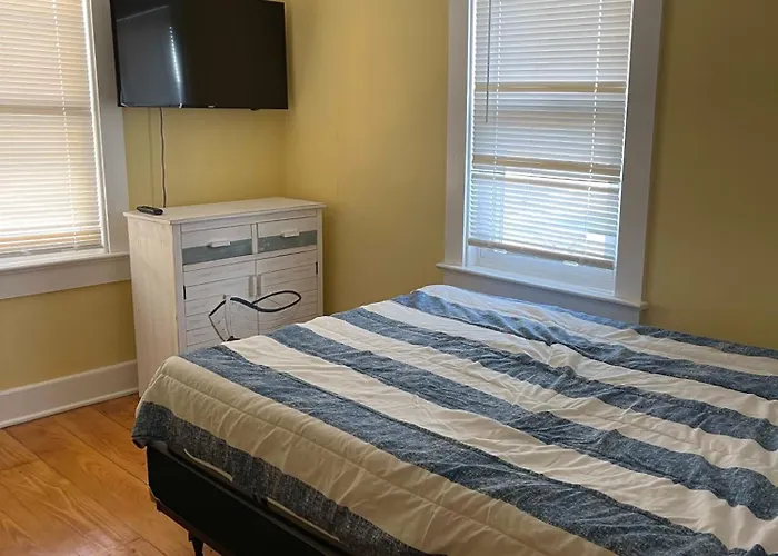 208 4 2nd Unit * Ocean City